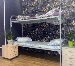Кровать в общем номере в Hensi