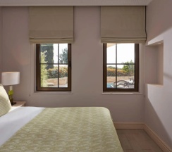 Люкс c 1 комнатой с видом на море в Aphrodite Hills Hotel