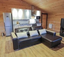 Apartment MAX (трехкомнатные апартаменты с общим холлом) в Счастье