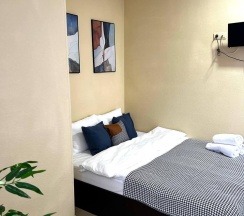 Номер стандарт комфорт с 1 двуспальной кроватью Мираж в Дисней