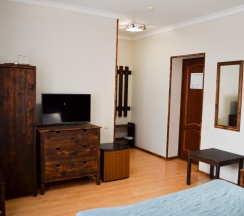 Номер стандарт с 1 двуспальной кроватью в Альпийский двор