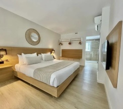 Одноместные апартаменты Superior в Hotel emblemático Hi Suites