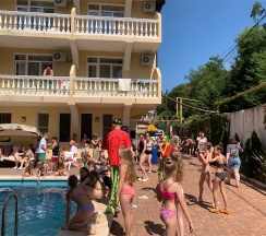 Семейный  с балконом  видом на море и бассейн в Aqualife