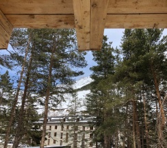 Трёхместный номер Standard с балконом и с красивым видом из окна в Events place