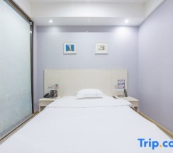 Двухместный номер Standard двуспальная кровать в Yiyue Express Hotel