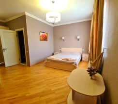 Двухместный улучшенный номер с двухспальной кроватью №4 в Усадьба уюта