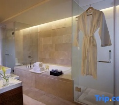 Люкс Deluxe Дуплекс с красивым видом из окна в Sanya Phoenix Waterside Gloria Resort