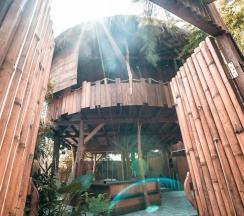 Вилла с 2 комнатами в Gili Treehouses
