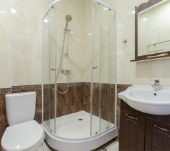 105 - Апартаменты Делюкс с кухней, с 1 кроватью размера "king-size", бесплатная стоянка в House on Potapova