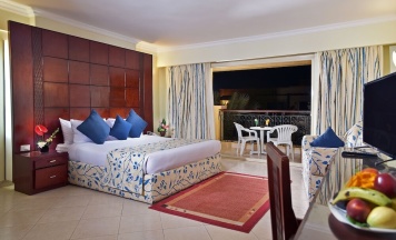 Двухместный номер Deluxe двуспальная кровать в Sea Beach Aqua Park Resort