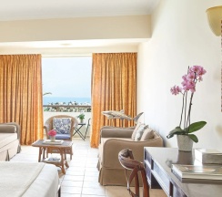 Номер семейный в Grecotel Marine Palace & Aqua Park