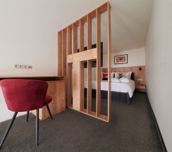 Двухуровневый «Люкс» в La Maison Hotel