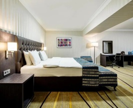 Двухместный люкс двуспальная кровать в Shymkent Grand Hotel
