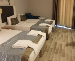 Четырёхместный номер Standard в Hotel Xoria Deluxe