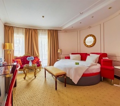 Делюкс с балконом в The Rooms Boutique Hotel