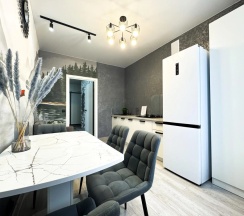 Трёхместные апартаменты в Апартаменты Like Home на Земнухова 2