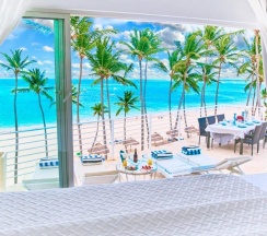 Апартаменты в Incredible 4BR Beachfront Penthouse with Ocean View
