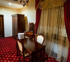Двухместный люкс VIP двуспальная кровать в Salut Hotel Almaty