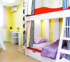 Общий 4-х местный номер с кондиционером в By Richotels
