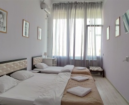 Трехместный номер №506 в Bla Bla Hostel
