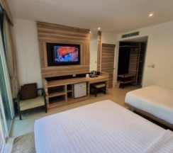 Одноместный семейный номер Deluxe в Nirundorn Resort
