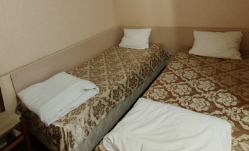 Номер эконом с 2 односпальными кроватями (без окна) в Престиж