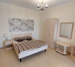 Люкс с 2-мя спальнями в Розмарин