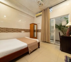 Двухместный номер Economy двуспальная кровать в Tribee Kinh Hostel & Bar