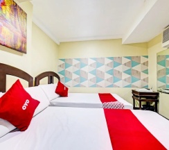 Семейный номер Standard в OYO 894 Cosmo Hotel P Campa Manila