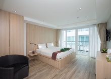 Номер Standard с балконом в The Palms Kamala Beach