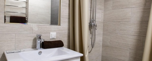 Комната полулюкс Розовый с 1 двуспальной кроватью в Империя