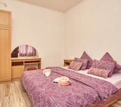 Двухместный номер Standard с балконом и с красивым видом из окна двуспальная кровать в Ахимса