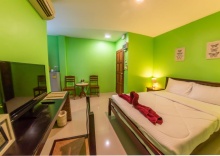 Двухместный номер Standard двуспальная кровать в Enrico Hostel Patong