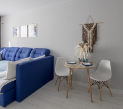 Апартаменты студия Гортензия ApartaMIA в Семейный уголок