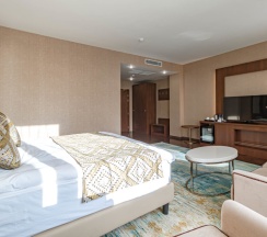 Двухместный полулюкс двуспальная кровать в Best Western Plus Astana