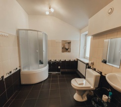 Семейный номер в Удачное место