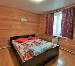 Коттедж с 6 комнатами в Удачный