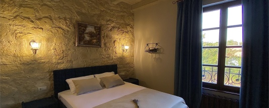 «Ирис»- 2-хместный стандартный  номер в Chateau Andre