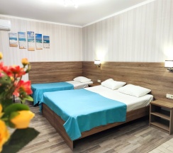 Семейный номер Superior с балконом и с красивым видом из окна в Camelia