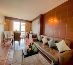 Двухместный люкс Sino двуспальная кровать в Sino House Phuket Hotel