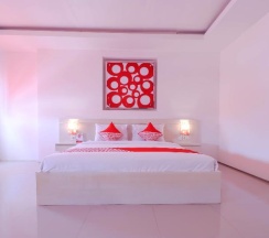 Двухместный номер Standard двуспальная кровать в OYO 1489 Simona Hotel