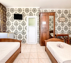 Комфортный 4 х местный номер в Дружба