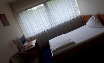 Двухместный номер Standard двуспальная кровать в Hotel Am Flughafen