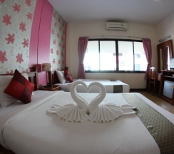 Двухместный номер Standard 2 отдельные кровати в My Place @ Surat Hotel