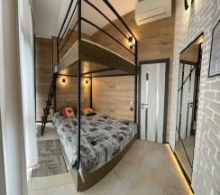(21)Студия с отдельной спальней и балконом в Loft
