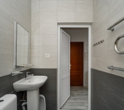 Двухместная комната с двуспальной кроватью в Чайка