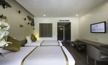 Двухместный номер Superior с балконом и с видом на сад 2 отдельные кровати в Chanalai Flora Resort, Kata Beach