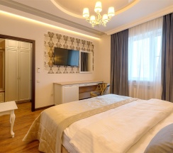 Comfort River view в Hotel Villa MARALIS