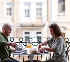 Апартаменты Люкс  с видовым балконом в Moroshka Home