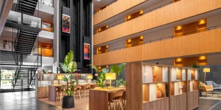 Эль-Прат-де-Льобрегат: Отель INNSiDE by Meliá Barcelona Aeropuerto